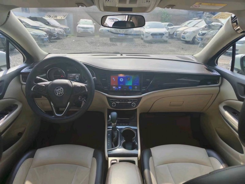 保定15年别克威朗7