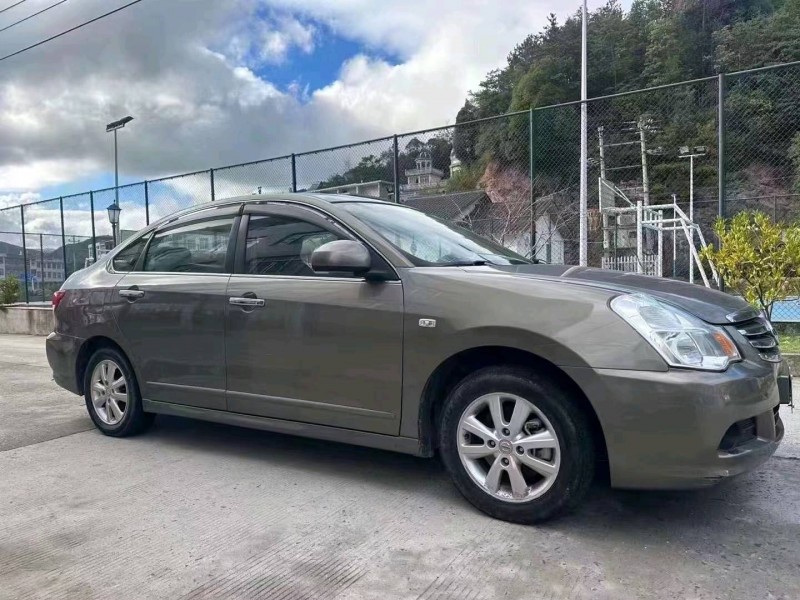 邯郸17年日产轩逸8