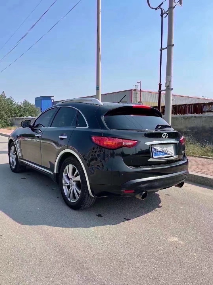 济南10年英菲尼迪FX356