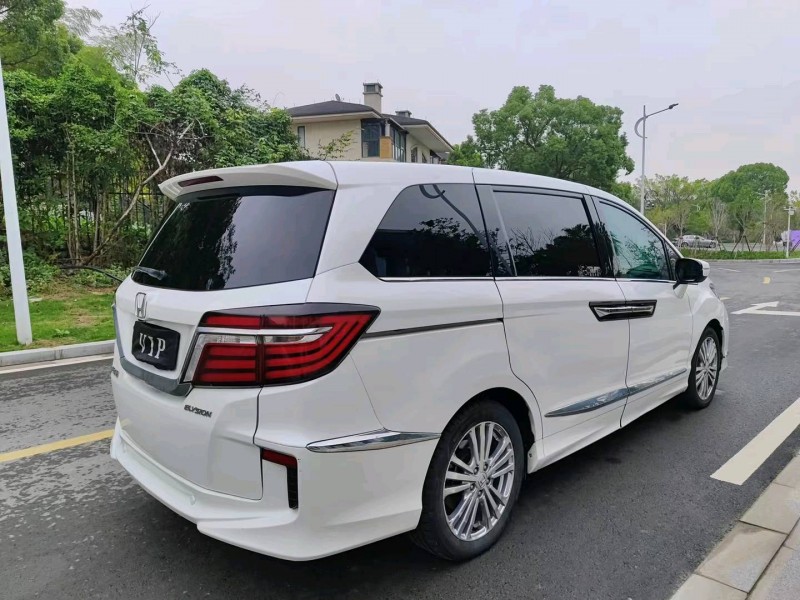 嘉兴18年本田艾力绅4