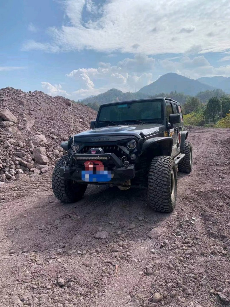 枣庄15年Jeep牧马人5