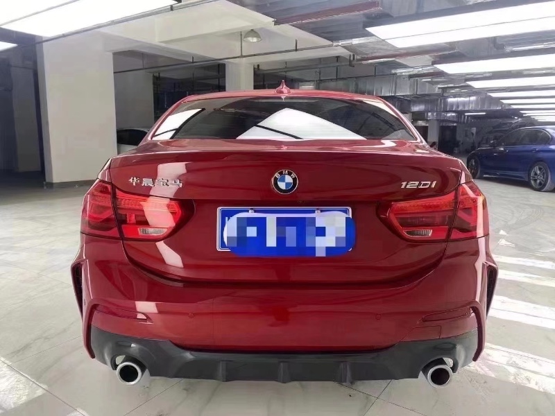 成都20年宝马1系4