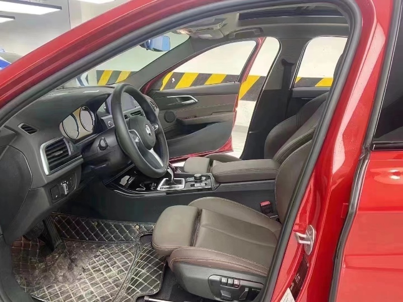 成都20年宝马1系9