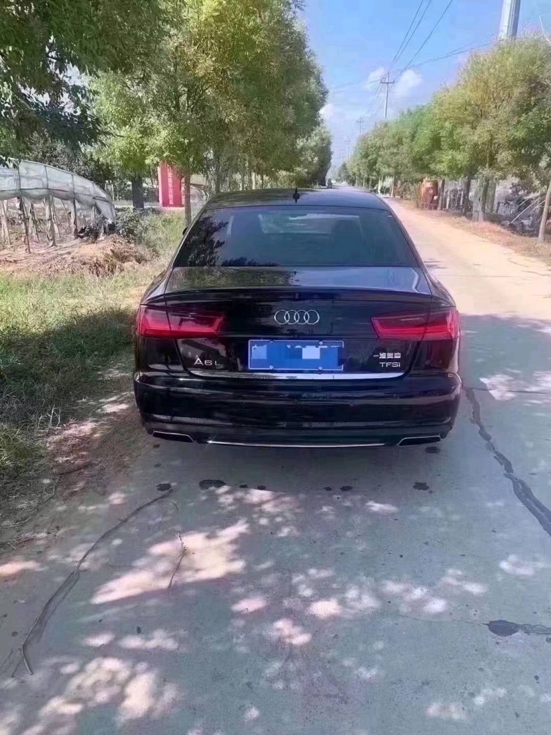 济宁16年奥迪A67