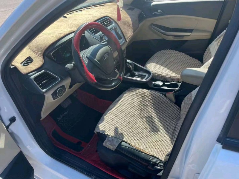 东营18年福特福睿斯2