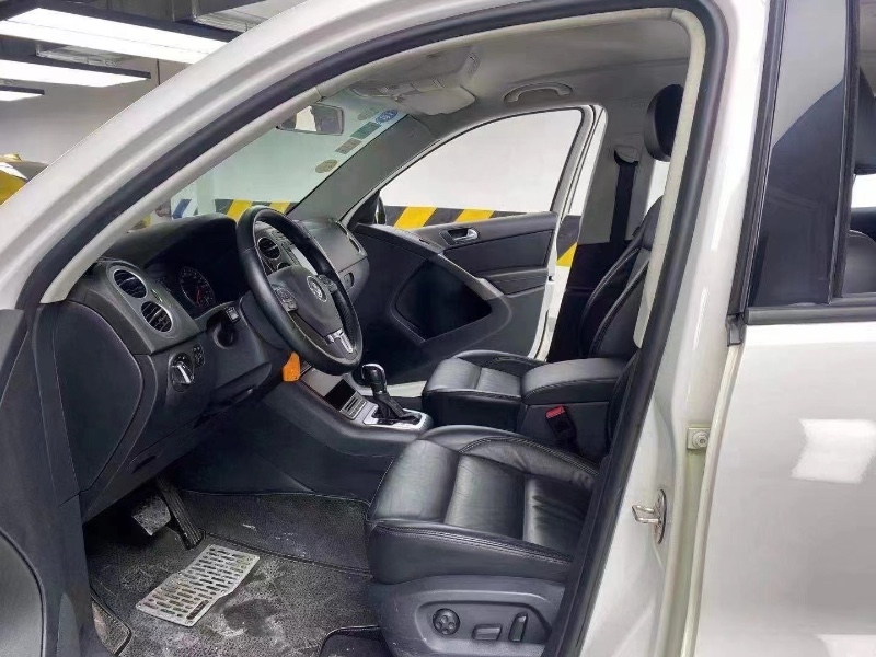 成都13年大众途观7