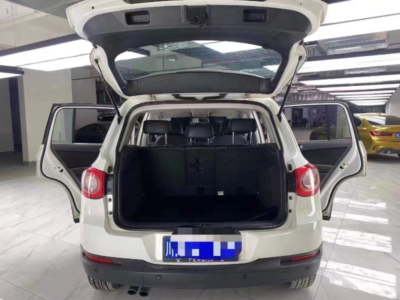 成都13年大众途观9