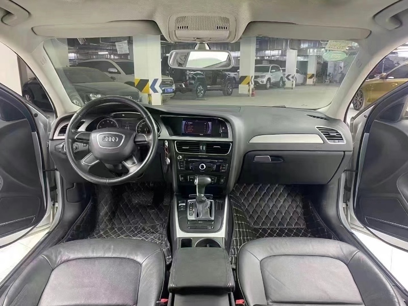 成都13年奥迪A4L7