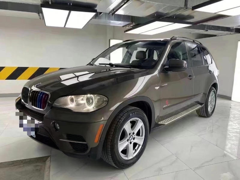 成都12年宝马X52