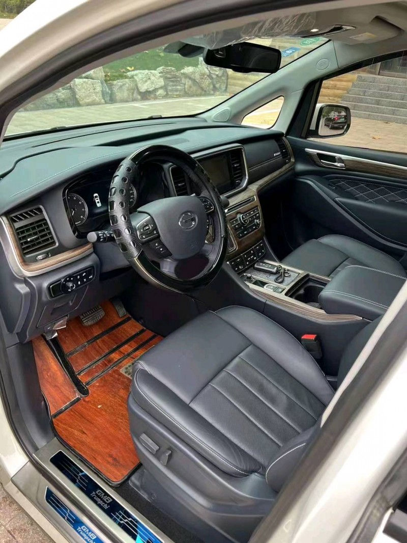 邯郸20年传祺M86