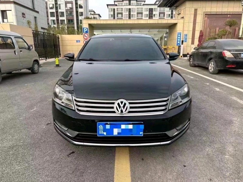 枣庄14年大众迈腾9