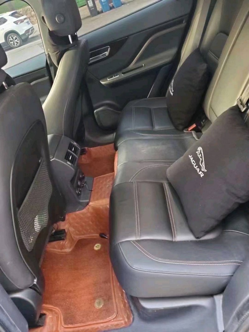 宜昌19年捷豹F-PACE5