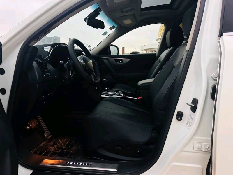 东莞12年英菲尼迪FX354