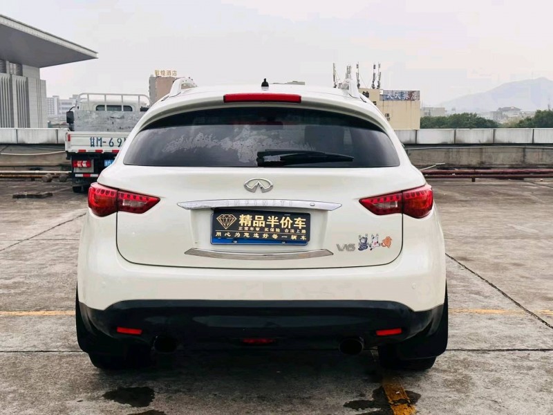 东莞12年英菲尼迪FX359