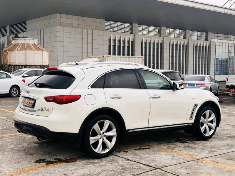 东莞12年英菲尼迪FX358