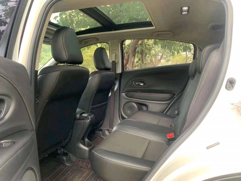 邵阳21年本田缤智4