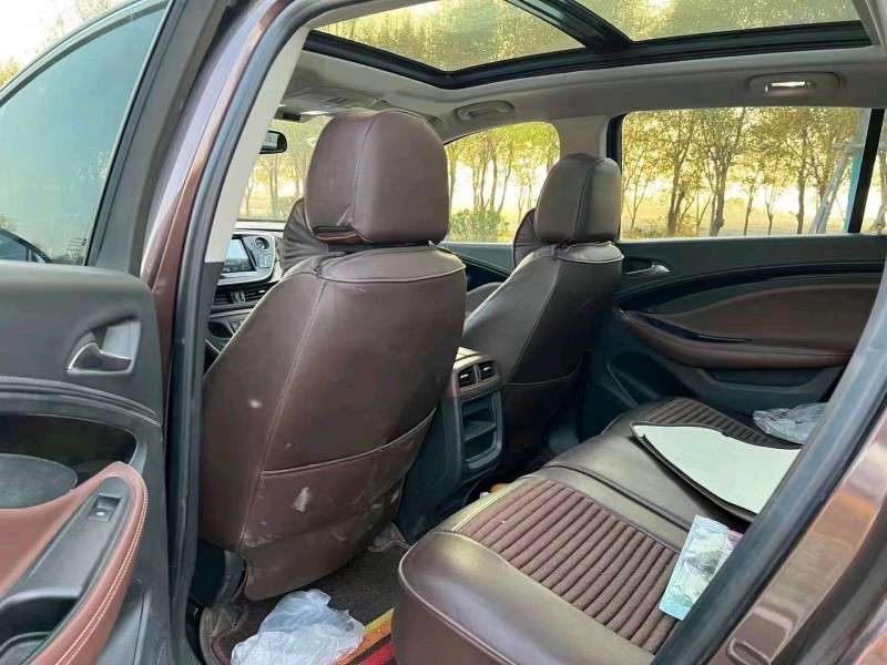 枣庄19年别克昂科威5