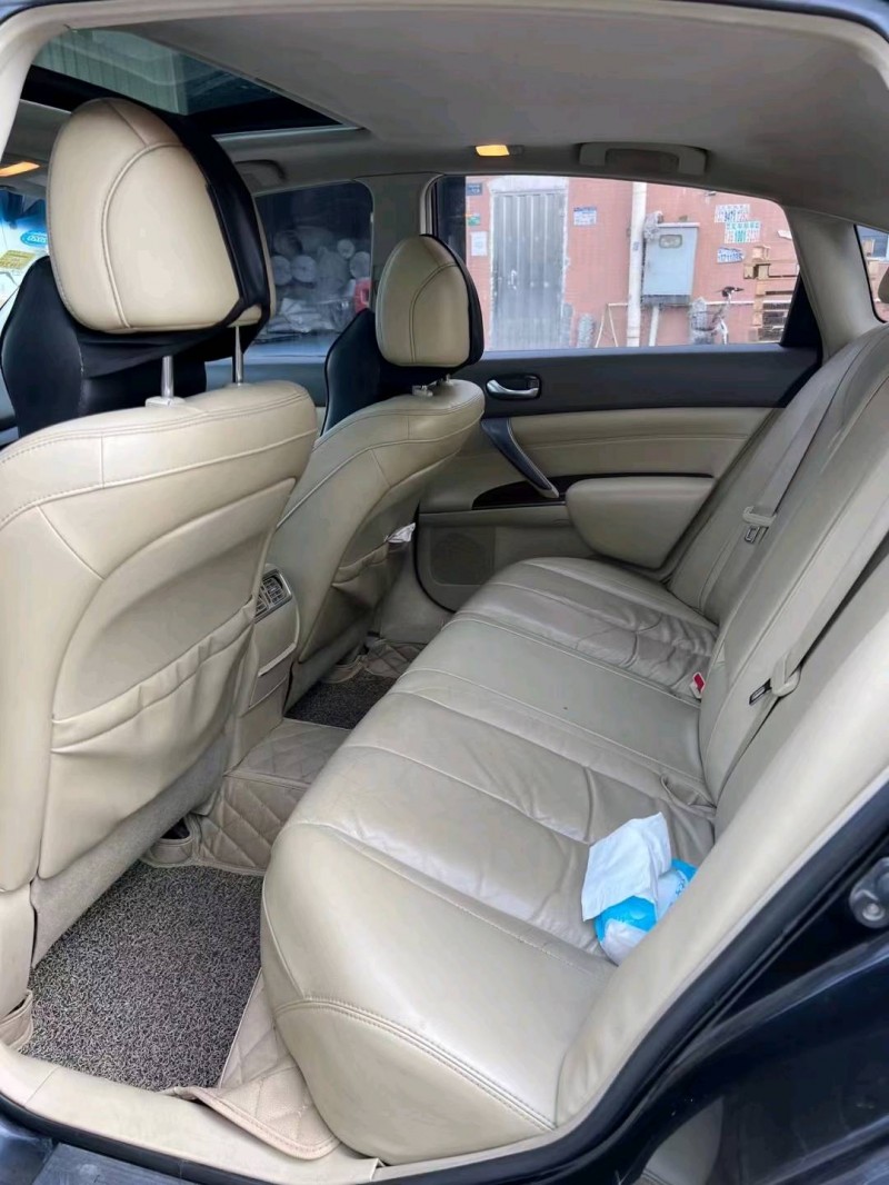 东莞10年日产天籁4