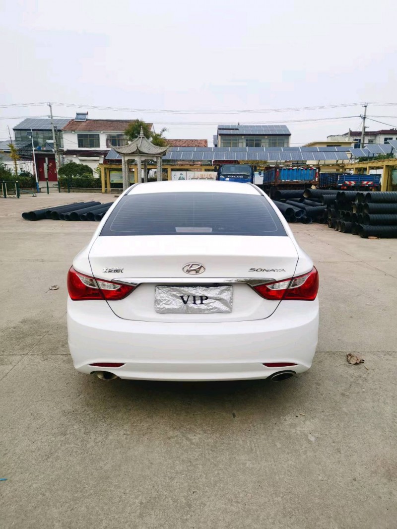 徐州16年现代索纳塔八1