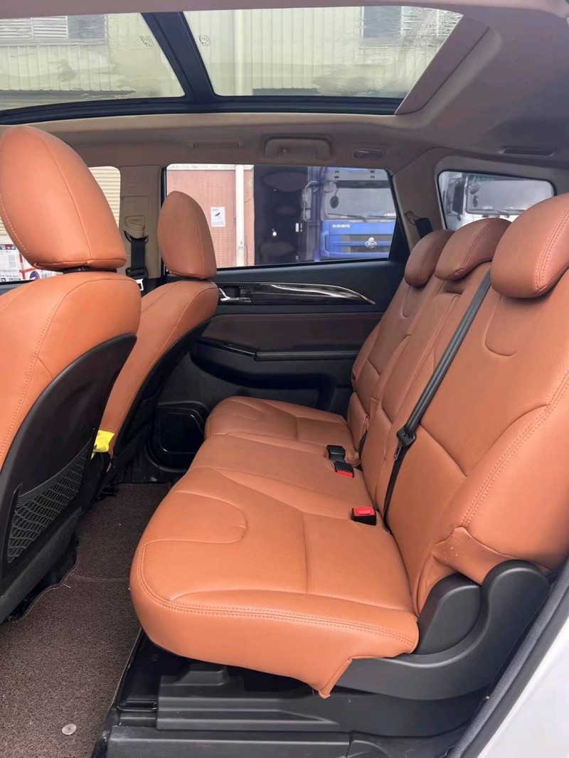 东莞19年力帆汽车轩朗5