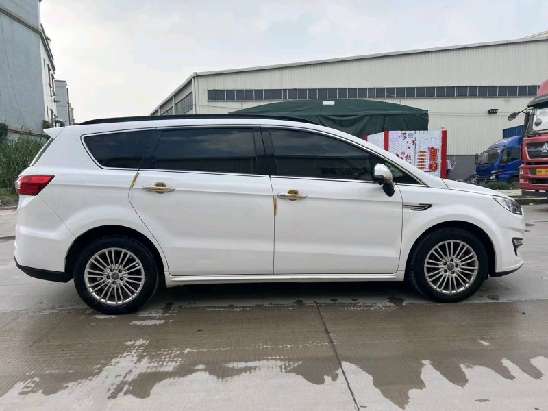 东莞19年力帆汽车轩朗8