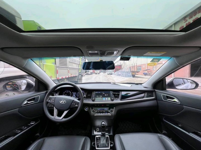 东莞19年现代名图6