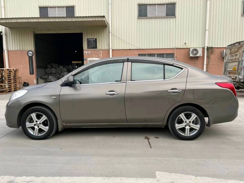 东莞12年日产阳光8