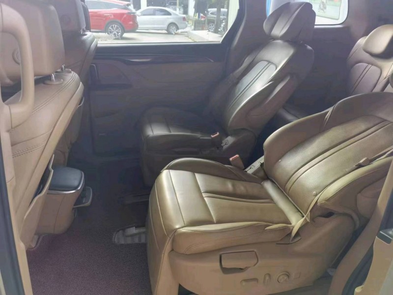 徐州17年别克GL85