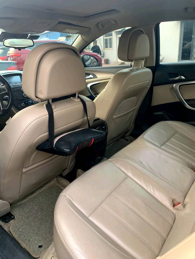 保定12年别克君威5