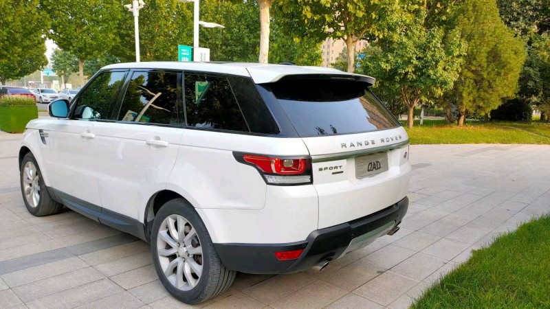 邯郸14年路虎揽胜运动3