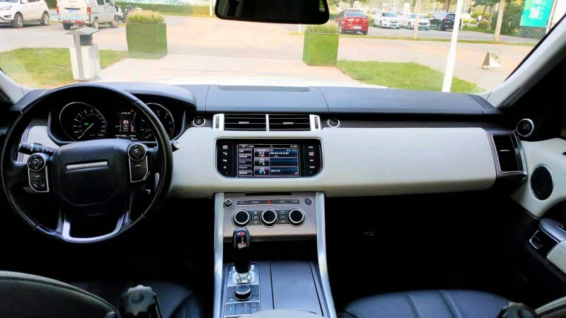 邯郸14年路虎揽胜运动6