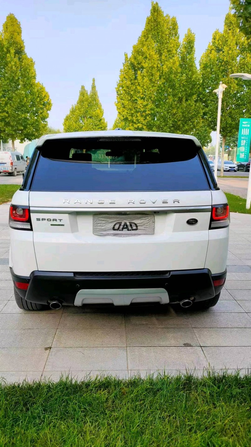 邯郸14年路虎揽胜运动9