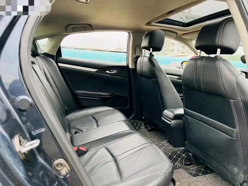 东莞17年本田思域6