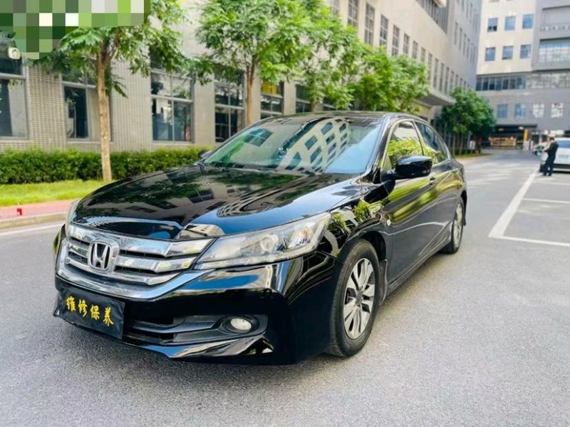 东莞14年本田雅阁2