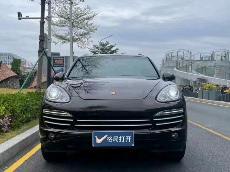 东莞14年保时捷卡宴1