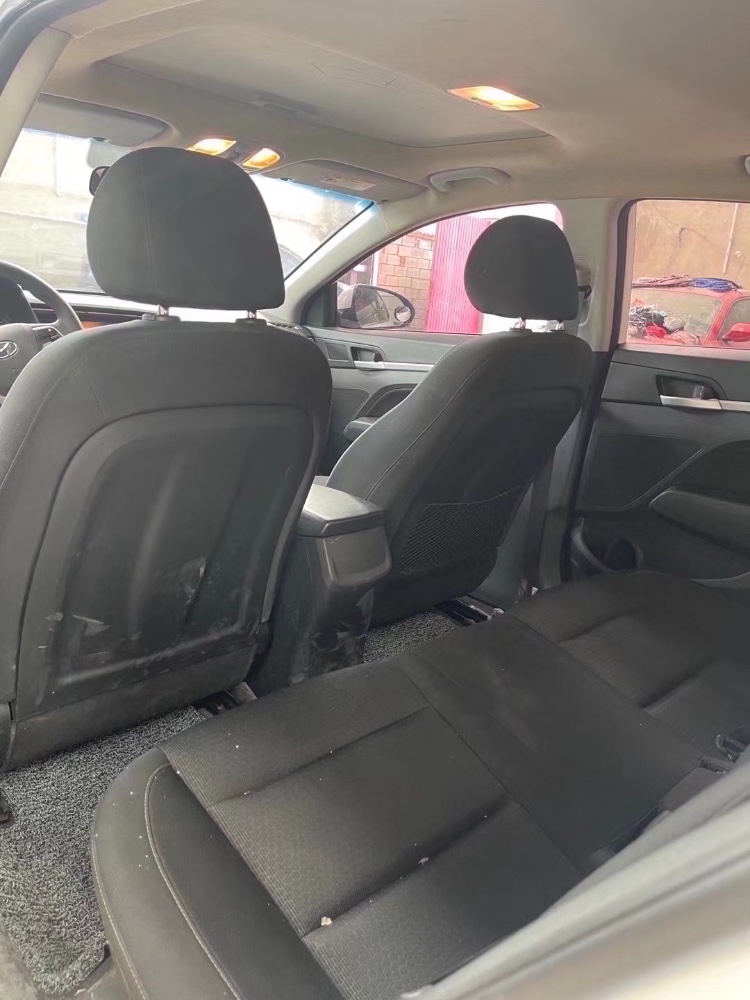 济南17年现代领动2