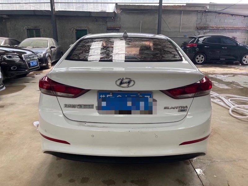 济南17年现代领动8