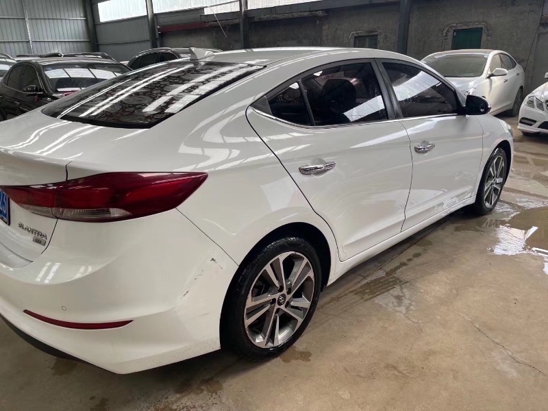 济南17年现代领动9