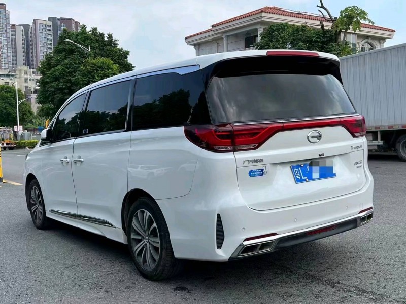 东莞20年传祺M86