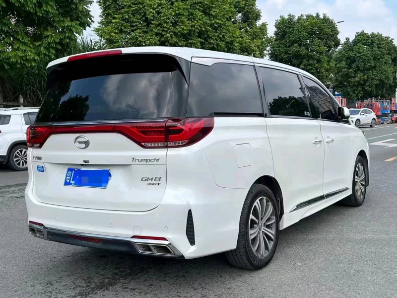 东莞20年传祺M82