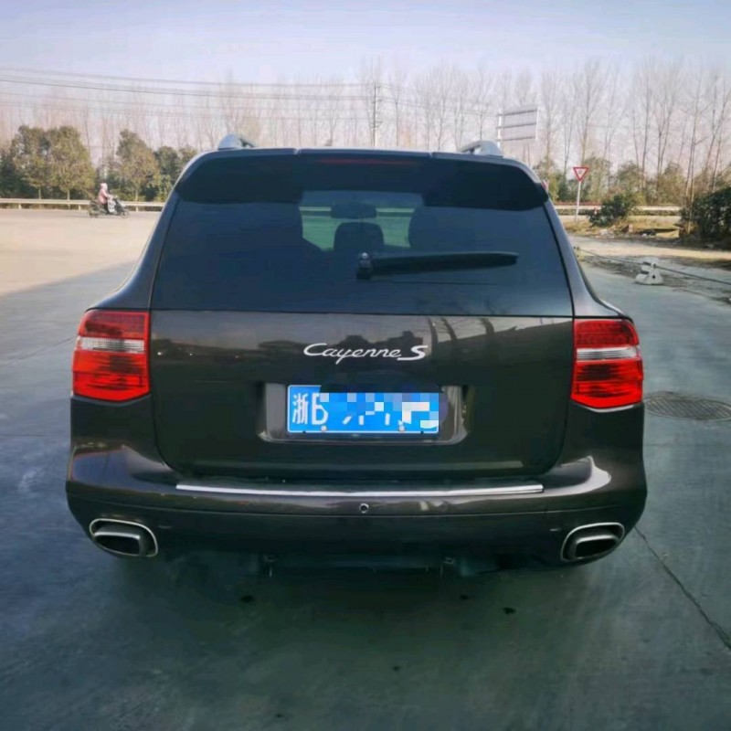 徐州10年保时捷卡宴4