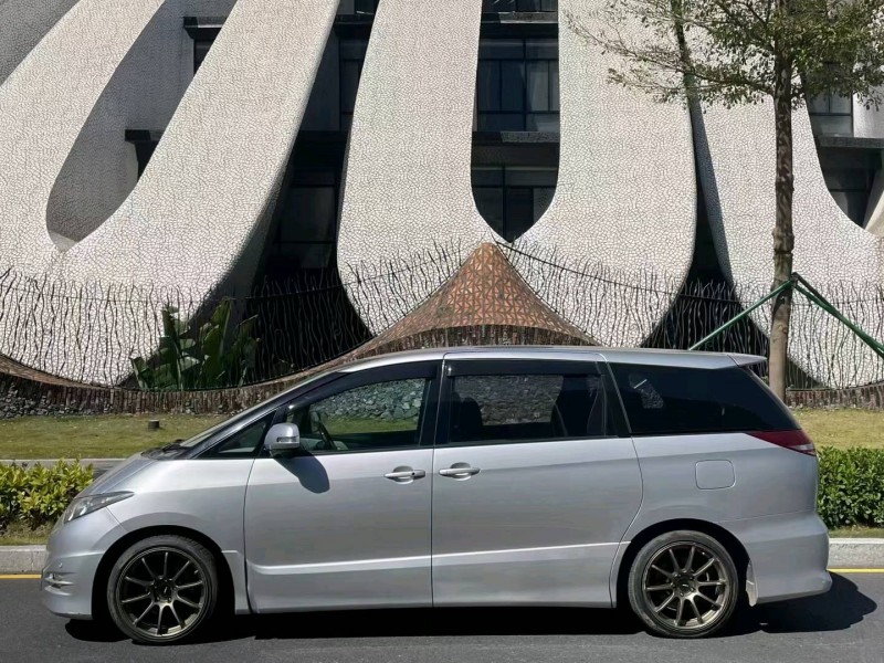 东莞14年丰田小霸王8