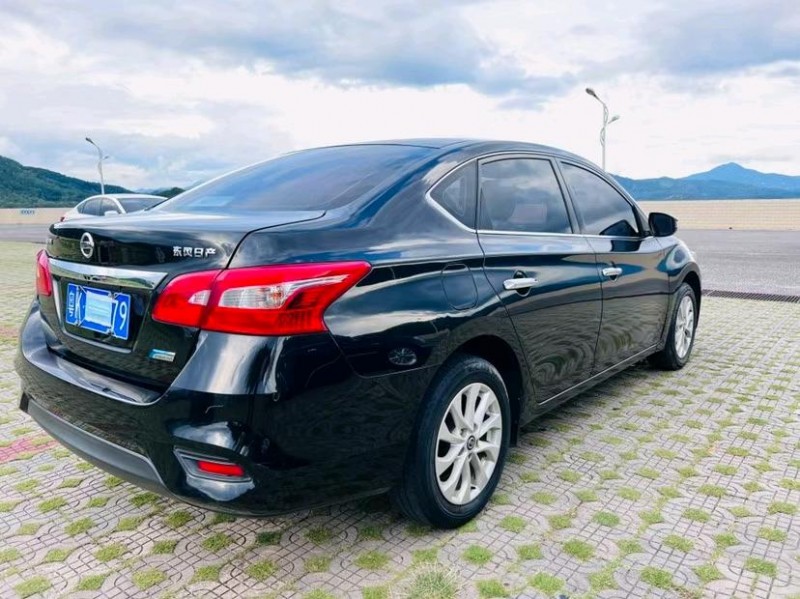 东莞18年日产轩逸7