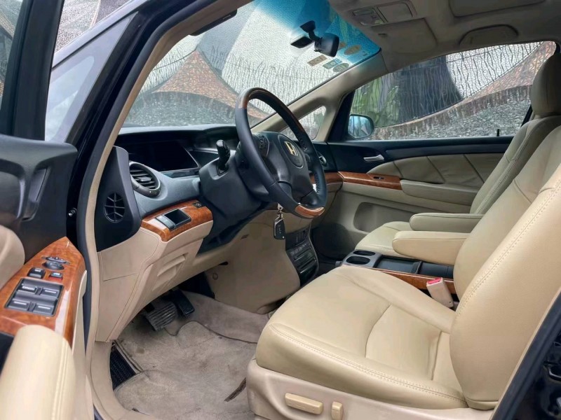 东莞09年本田奥德赛4