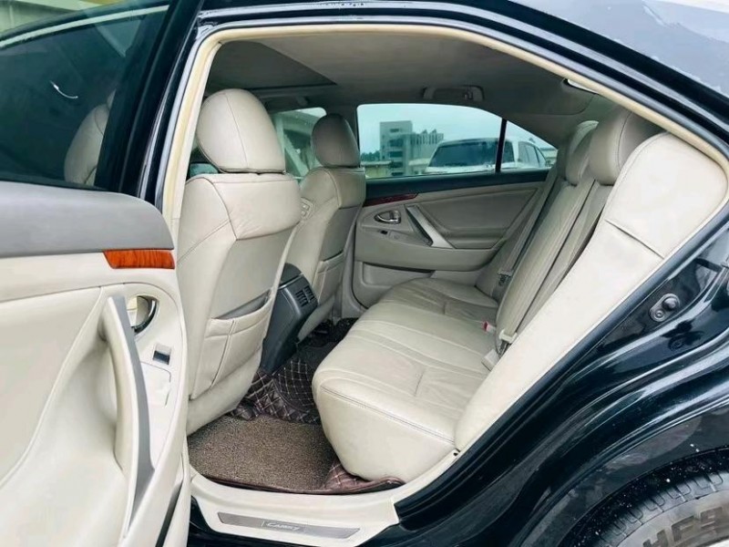 东莞08年丰田凯美瑞4