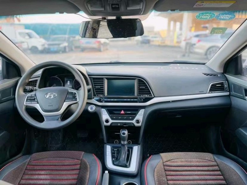 东莞17年现代领动6