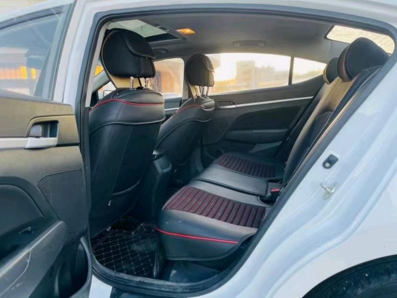 东莞17年现代领动8