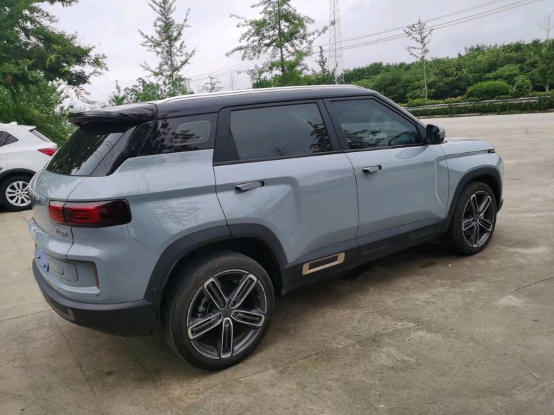 徐州20年吉利icon4