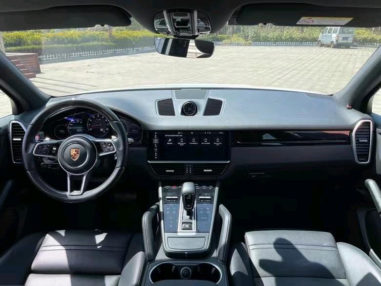 盐城20年保时捷卡宴6