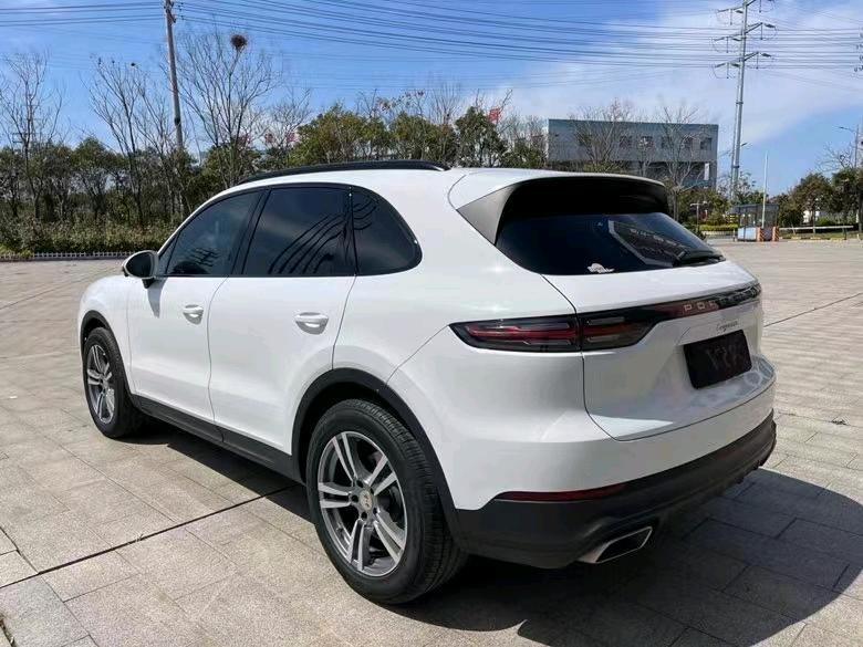 盐城20年保时捷卡宴8